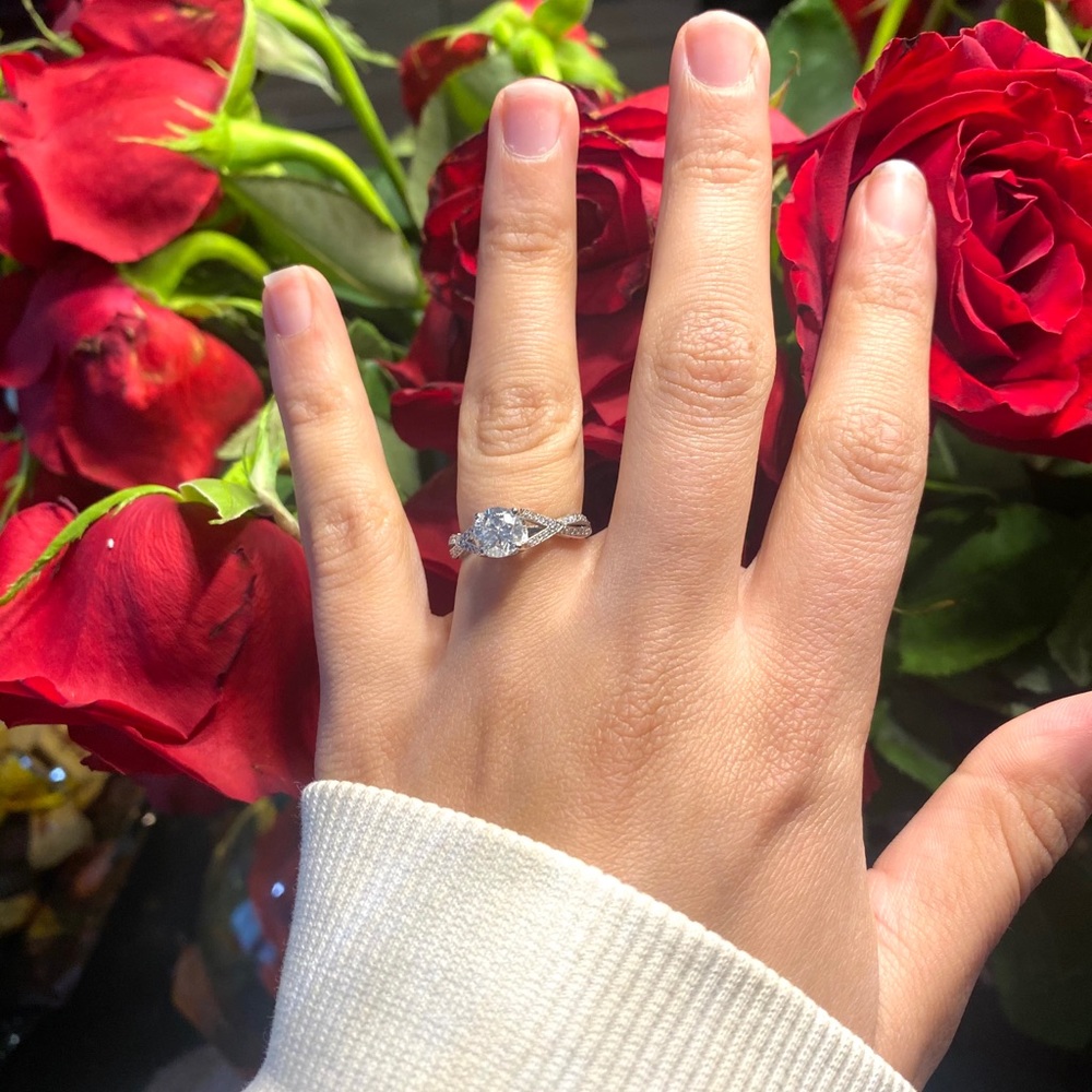 Tacori diamond engagement ring